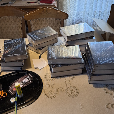 Hardcover eingetroffen GE_Hardcover_15_k.jpg, 89kB